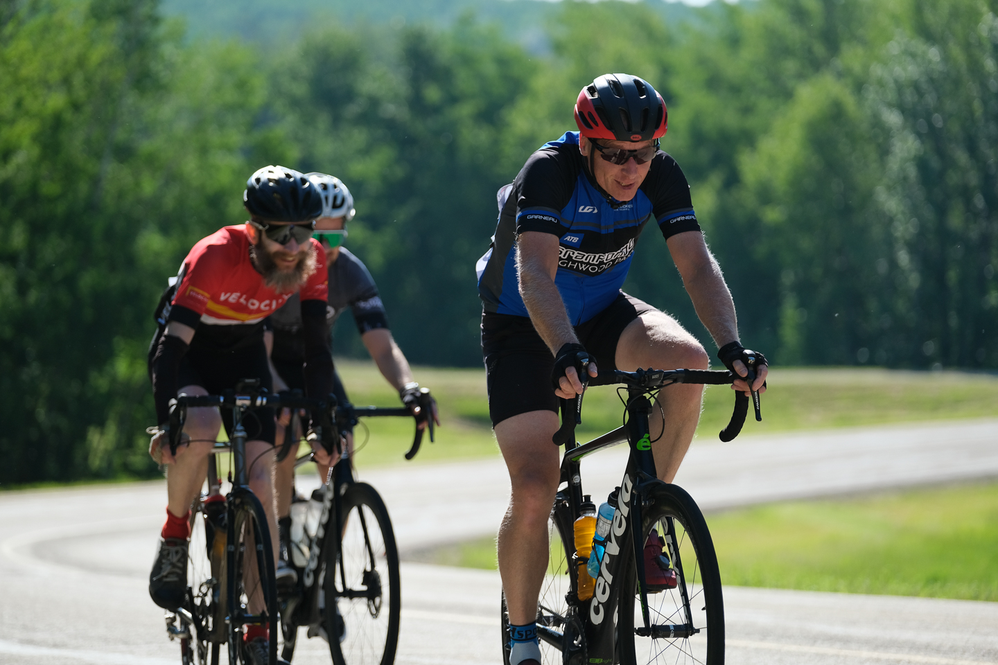 The podium group establishing early